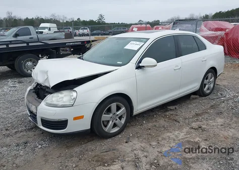 2009 Volkswagen Jetta Se/Sel from USA, damaged, VIN 3VWRM71K59M054955